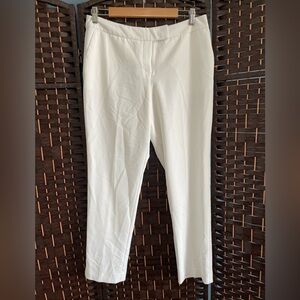 Worthington Modern cropped Ankle Fit White Pants, size 8.